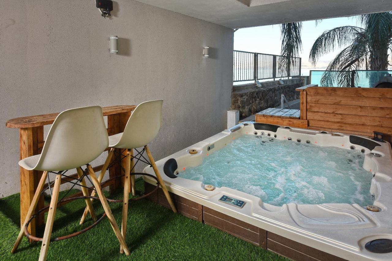 Nofim Suites Tiberias Exterior photo