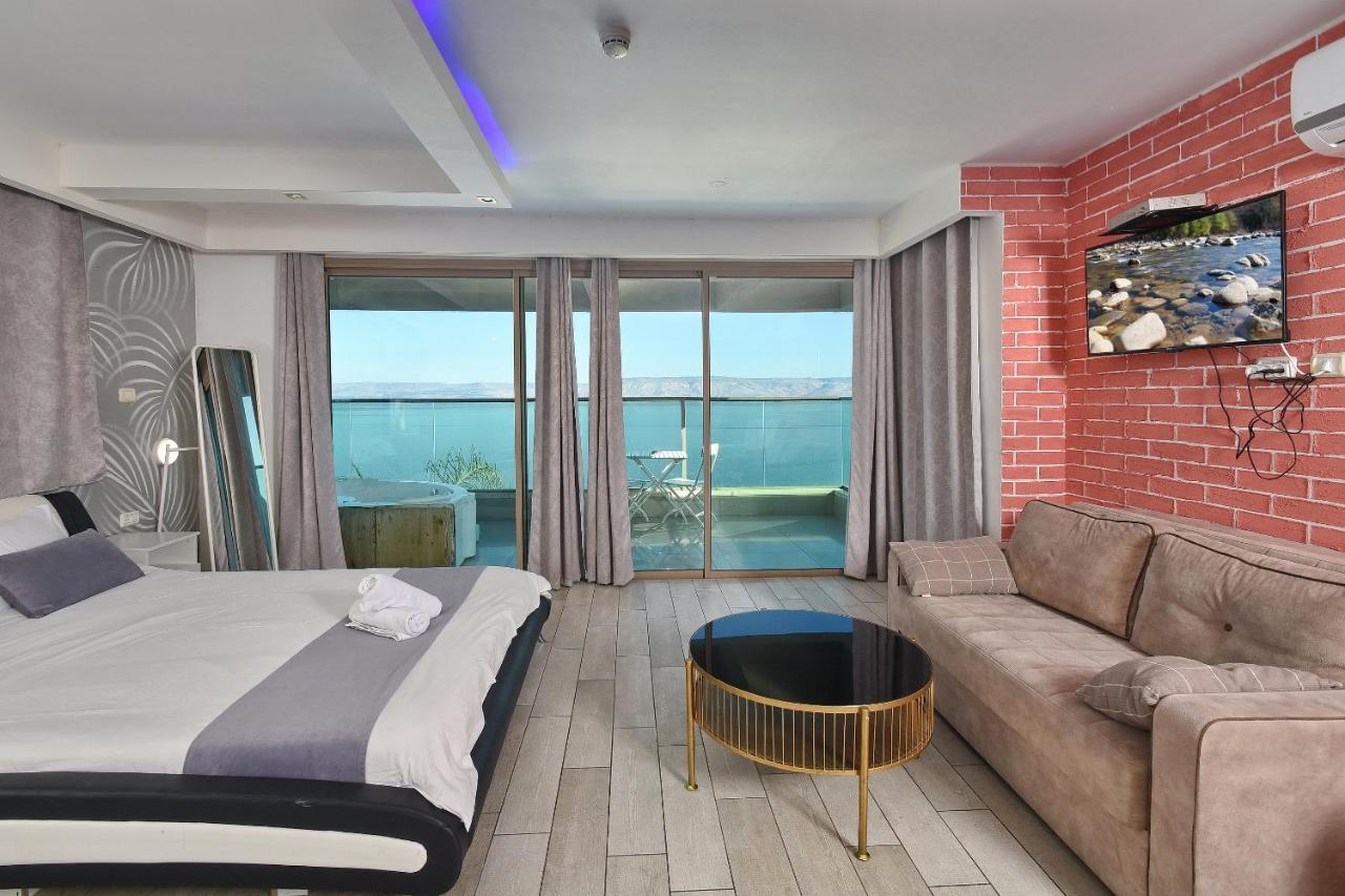 Nofim Suites Tiberias Exterior photo